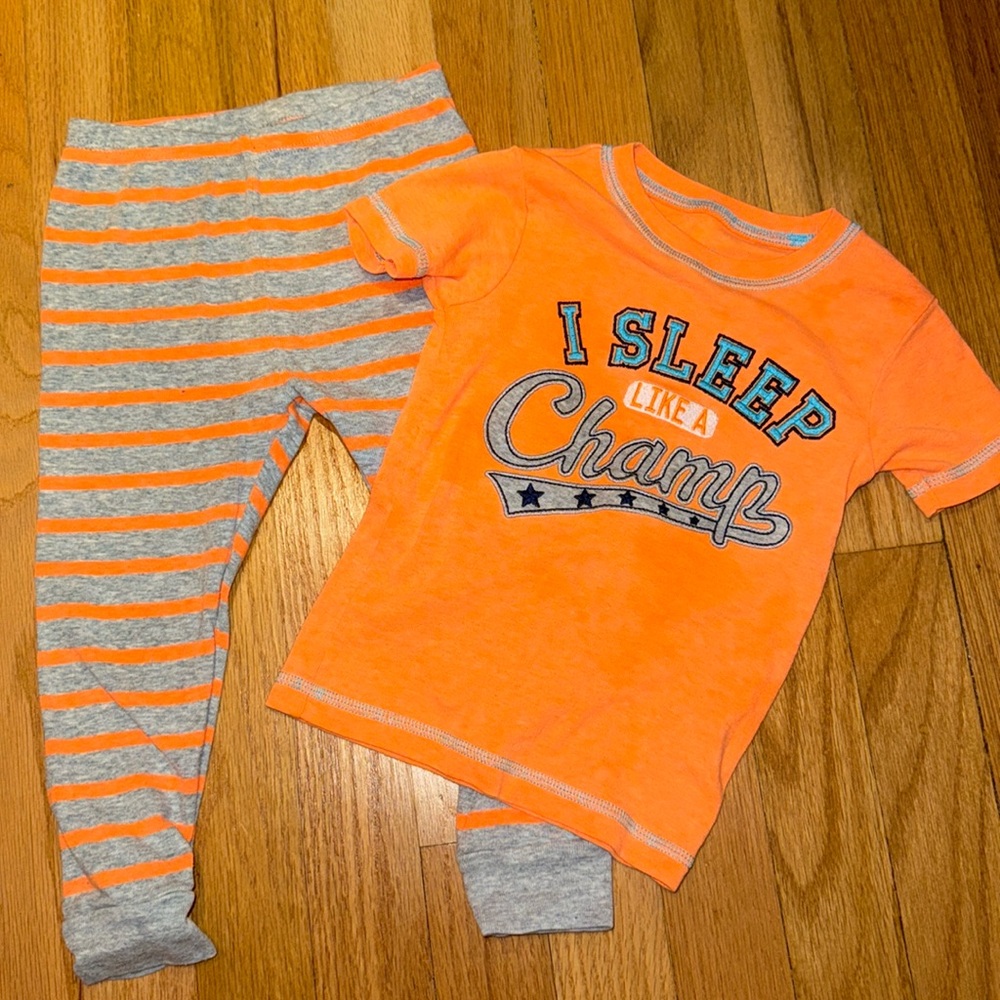 Simple Joys by Carters Toddler boys 2-piece Pajama set 24 months